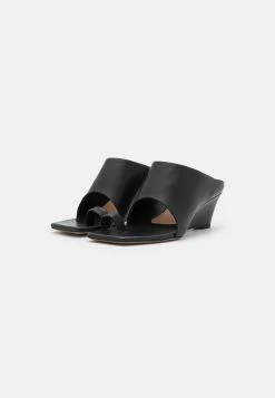 Offres 🤩 ARKET Qualité garantie 100% WEDGES - Tongs backless slipper ouvert women ⌛ -ARKET Soldes Boutique 00ee14e4d06b43629f5ae9ce782c8175