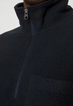 Coupon 🛒 ARKET Sweat polaire Men 👏 16 Coupon 🛒 ARKET Sweat polaire Men 👏 -ARKET Soldes Boutique 03f0f02123984d54bfebbec1fab8e9c3