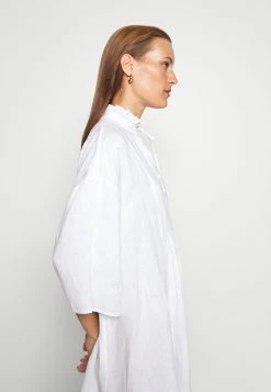 Promo 🌟 ARKET Prix Avantageux Robe chemise👗 dress col en v profond women ❤️ -ARKET Soldes Boutique 0480908c5bb8441ca4bfc23858064b52 1