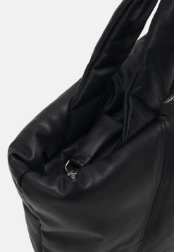 Les meilleures critiques de 👏 Prix Abordable ARKET Cabas bag fermeture éclair women 🎁 -ARKET Soldes Boutique 04cfd7cdb56f4c389a27bc2624e517a7