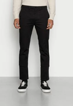 Bon marché ✔️ ARKET Chino Men 👏