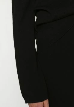 Budget ✨ ARKET Pullover Women 🛒 13 Budget ✨ ARKET Pullover Women 🛒 -ARKET Soldes Boutique 0b52a51fd17741079b2bcd711e435bbc