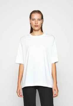 De gros 🌟 ARKET T-shirt basique Women 🛒