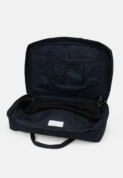 Le moins cher ❤️ Soldes En Ligne ARKET WEEKEND BAG UNISEX - Sac week-end compartiment pour pc portable 👏 14 Le moins cher ❤️ Soldes En Ligne ARKET WEEKEND BAG UNISEX - Sac week-end compartiment pour pc portable 👏 -ARKET Soldes Boutique 0fb528fa1ada4b5ab53a7c0e191327e6