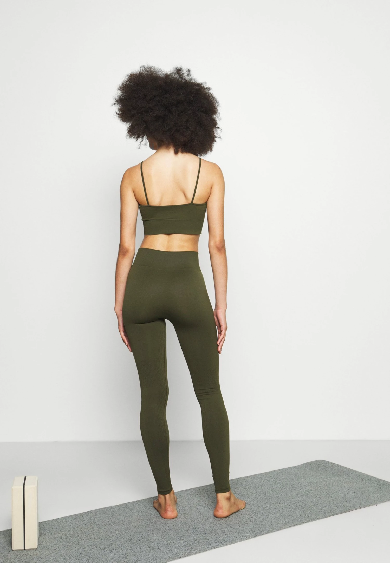 De gros 🔔 ARKET Collants Women ✔️ 5 De gros 🔔 ARKET Collants Women ✔️ – Image 3