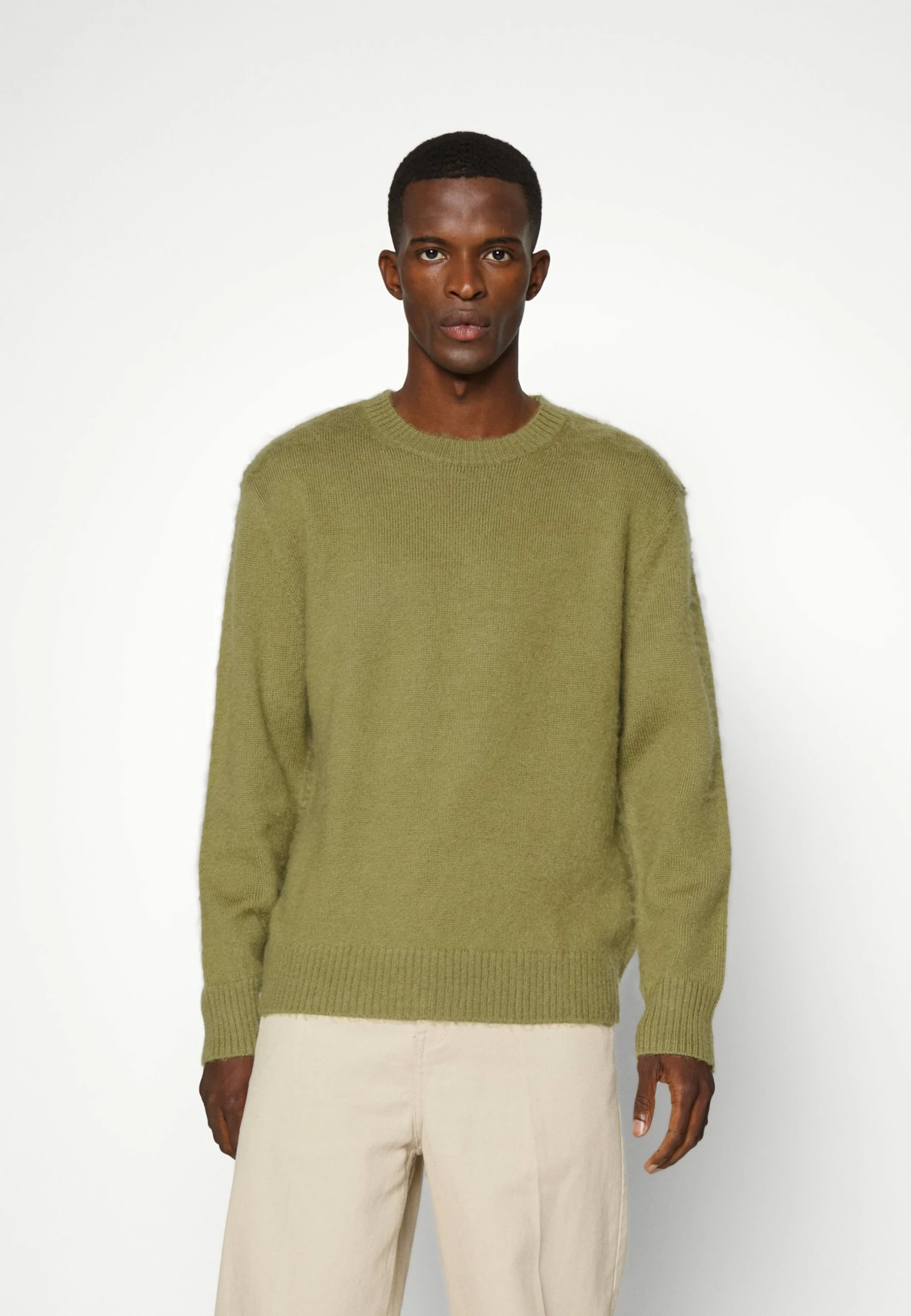 Les meilleures critiques de 🌟 ARKET Prix Avantageux Pullover col rond men 🛒 3 Les meilleures critiques de 🌟 ARKET Prix Avantageux Pullover col rond men 🛒