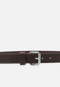 Acheter ✨ ARKET Prix Dynamité Ceinture belt boucle ardillon men 💯 -ARKET Soldes Boutique 1a8a4fa8497b4605bcabf9dddd034962