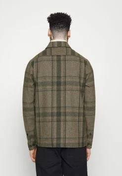 Top 10 💯 ARKET Chemise Prix Compétitif shirt col kent men 🔔 -ARKET Soldes Boutique 1b530b7fd67e4988b55b7753f107684f