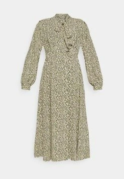 Sortie ⭐ Prix Exclusifs ARKET👗 DRESS - Robe chemise col châle women 👏 -ARKET Soldes Boutique 1be781d9d2f243318a90a1c565848c27