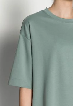 De gros 😀 Qualité garantie 100% ARKET Robe en jersey👗 dress col rond women 🎁 12 De gros 😀 Qualité garantie 100% ARKET Robe en jersey👗 dress col rond women 🎁 -ARKET Soldes Boutique 2183e130270642a0ac7fea2e01f56fed