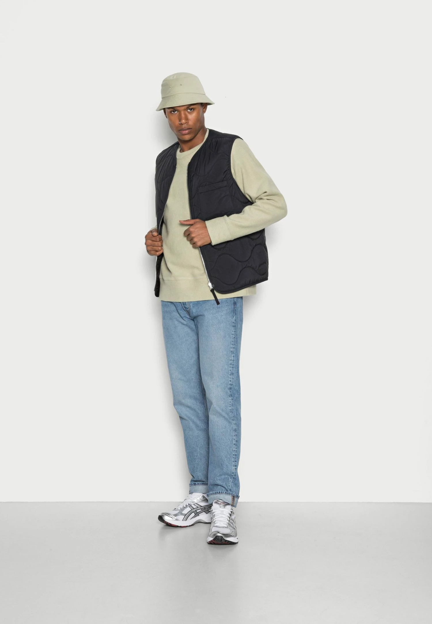 Sortie 😍 ARKET Haute Qualité Sweatshirt pullover col rond men 👏 4 Sortie 😍 ARKET Haute Qualité Sweatshirt pullover col rond men 👏 – Image 2