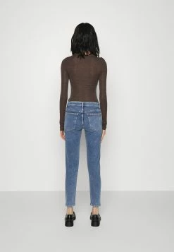 Top 10 🎉 Prix Incroyables ARKET Jean slim trouser haute women 🎁 -ARKET Soldes Boutique 22b7928a83cd4b439fce6c431dde1ef8