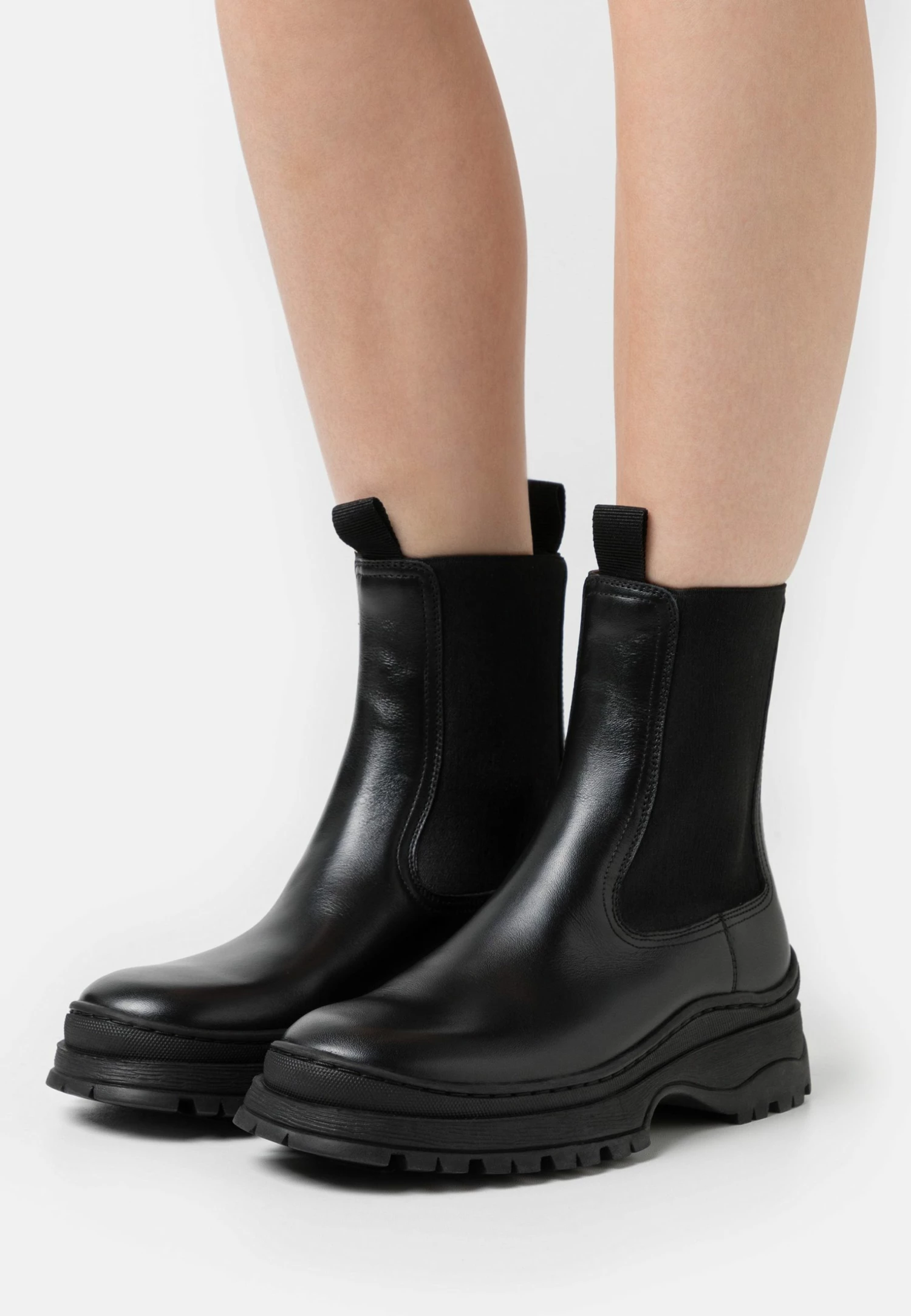 Vente flash ❤️ ARKET Authentique 100% CHELSEAS - Bottines à plateau ankle boots rond women ✨ 3 Vente flash ❤️ ARKET Authentique 100% CHELSEAS - Bottines à plateau ankle boots rond women ✨