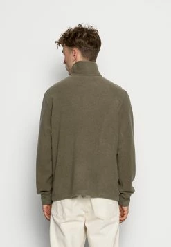 Vente flash 🤩 ARKET Sweatshirt Pas Cher pullover col camionneur men 🎉 11 Vente flash 🤩 ARKET Sweatshirt Pas Cher pullover col camionneur men 🎉 -ARKET Soldes Boutique 28e237138b4f4881aca407c06af8191e