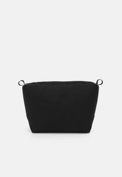 Vente flash 🧨 ARKET UNISEX - Trousse de toilette All 🎁