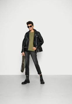 Coupon 🎁 ARKET T-shirt basique Women ❤️ -ARKET Soldes Boutique 2c36838ffabc4875b5f1a0bacaf7adac