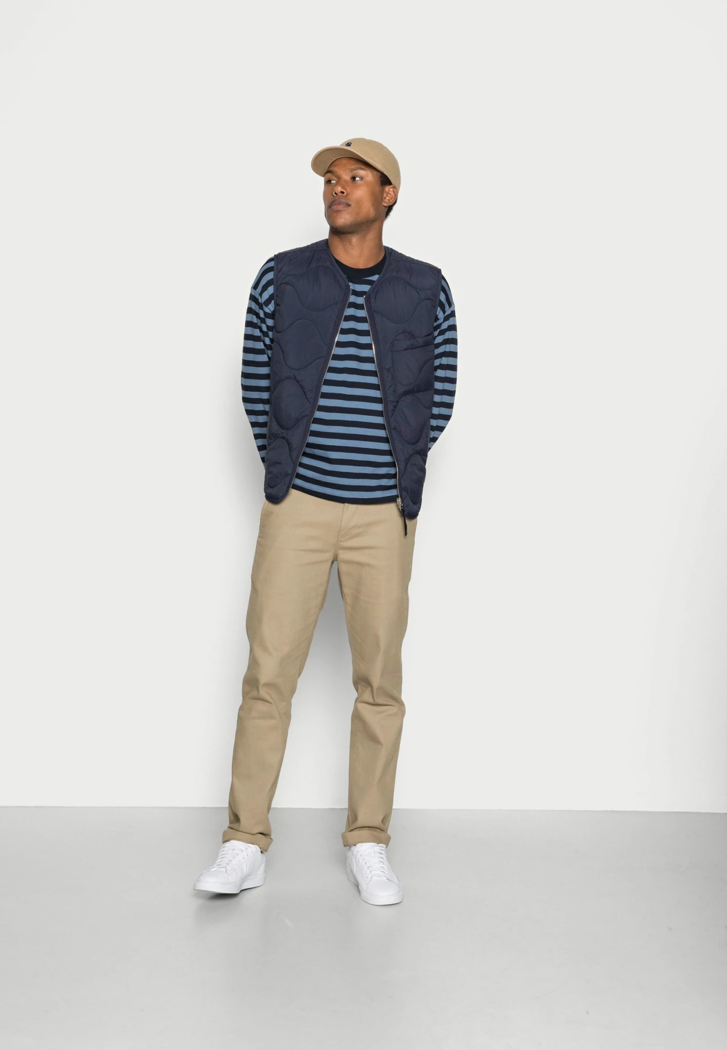 Meilleur prix 💯 ARKET Veste sans manches Men 🎉 4 Meilleur prix 💯 ARKET Veste sans manches Men 🎉 – Image 2