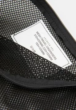 Vente flash 🎁 ARKET UNISEX - Trousse de toilette All 🌟 -ARKET Soldes Boutique 317fd964606a45d2b010a8859ba1c75b