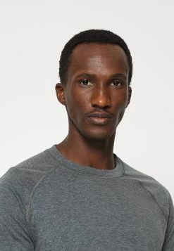 Meilleure vente 🔔 ARKET Prix Exclusifs T-shirt à manches longues t shirt fitness men ⌛ 12 Meilleure vente 🔔 ARKET Prix Exclusifs T-shirt à manches longues t shirt fitness men ⌛ -ARKET Soldes Boutique 326417dc08874de98306020bdd60d549