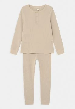 Le moins cher 💯 ARKET Prix Aimable UNISEX - Pyjama nightwear combination haute kids 😍 12 Le moins cher 💯 ARKET Prix Aimable UNISEX - Pyjama nightwear combination haute kids 😍 -ARKET Soldes Boutique 32e5a90d0ed444b1874d64686bc23367 2