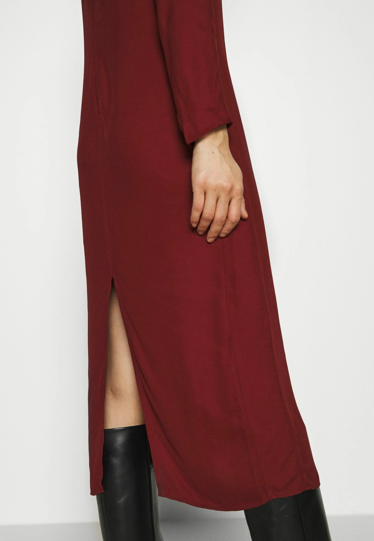 Offres 🛒 ARKET Casual - Robe de jour Réduction👗 dress col rond women 🛒 6 Offres 🛒 ARKET Casual - Robe de jour Réduction👗 dress col rond women 🛒 – Image 4