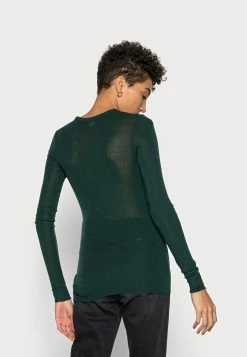 Les meilleures critiques de 💯 ARKET T-shirt à manches longues qualité absolue pullover col rond women 💯 -ARKET Soldes Boutique 3407130adeff43a2a89380cb15e77fe7 1