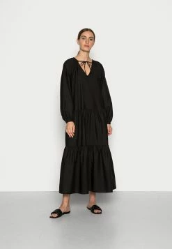 Meilleur prix ⭐ Prix Usine ARKET Robe longue👗 dress col en v profond women 🤩