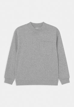 Budget ✔️ Bas Prix ARKET Sweatshirt pullover col rond kids ⭐ 15 Budget ✔️ Bas Prix ARKET Sweatshirt pullover col rond kids ⭐ -ARKET Soldes Boutique 35dc3a01abf94a7480e3f04d9ebe4a5a