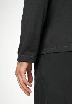 Acheter 🔔 ARKET T-shirt à manches longues Prix Refroidis t shirt fitness men 🌟 -ARKET Soldes Boutique 395f16d034d54d8db31a909d7fbd75d7