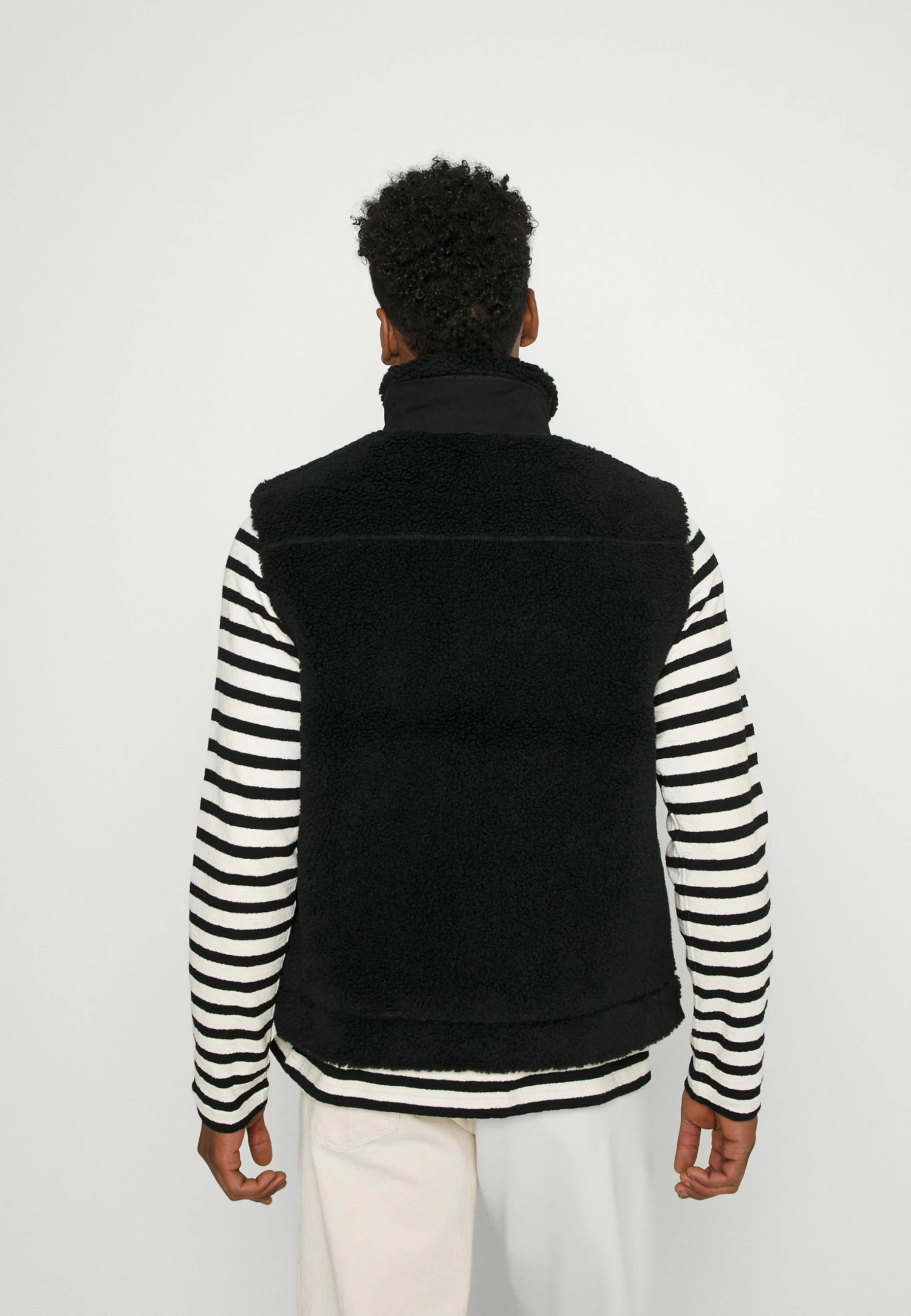 Acheter ❤️ Authentique 100% ARKET Veste sans manches col doublé men 🌟 5 Acheter ❤️ Authentique 100% ARKET Veste sans manches col doublé men 🌟 – Image 3