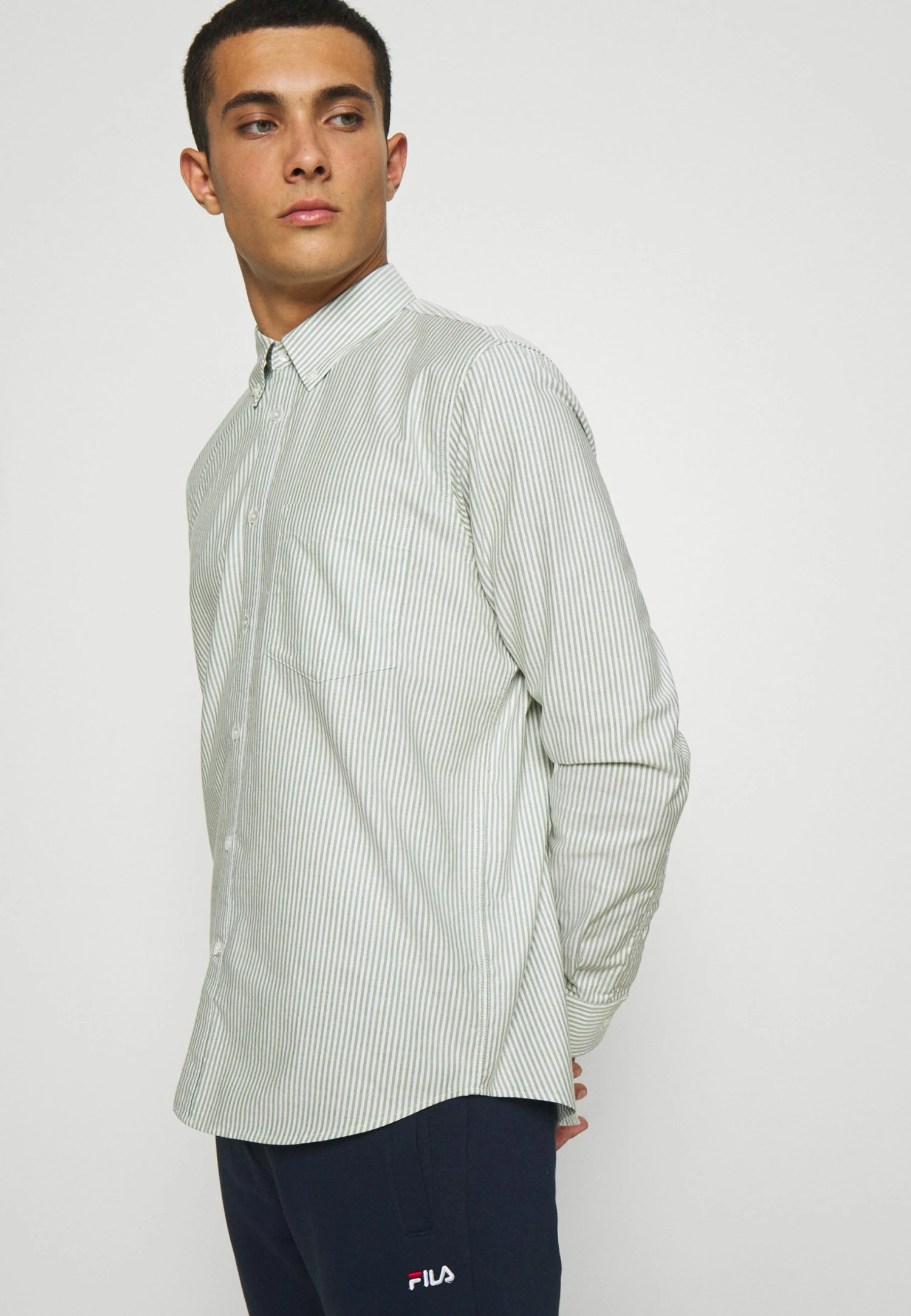 Remise ✔️ ARKET Chemise Men 😍 9 Remise ✔️ ARKET Chemise Men 😍 – Image 7