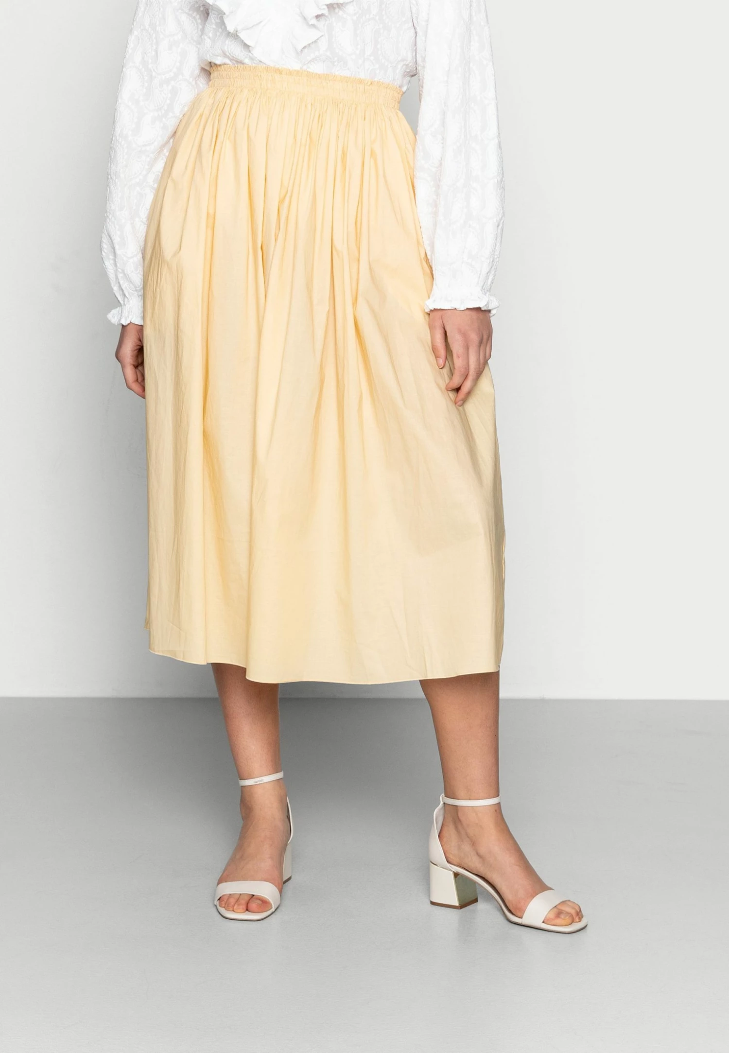 Acheter ⌛ ARKET SKIRT - Jupe trapèze Bonne Qualité couleur unie women ✔️ 3 Acheter ⌛ ARKET SKIRT - Jupe trapèze Bonne Qualité couleur unie women ✔️