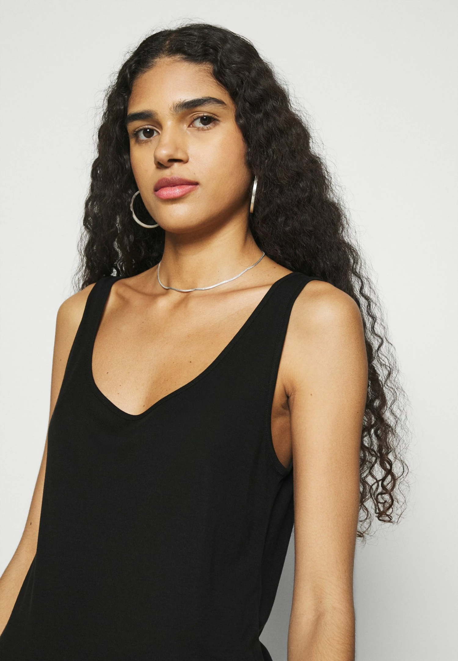 Offres 😍 ARKET Débardeur Prix Imbattable t shirt encolure large ronde women 🎁 6 Offres 😍 ARKET Débardeur Prix Imbattable t shirt encolure large ronde women 🎁 – Image 4