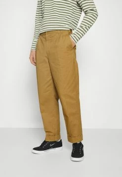 Remise ✔️ ARKET Prix De Rêve Chino trouser normale men 🧨