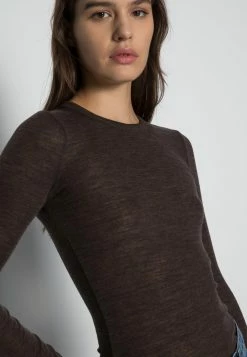 Grosses soldes 😍 ARKET T-shirt à manches longues Women ⭐ -ARKET Soldes Boutique 5d2a4842ef414ad9a16ef0f459d611d5