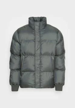 Les meilleures critiques de 😍 ARKET Bonne Qualité Veste d'hiver coat col doublé men 🌟 -ARKET Soldes Boutique 5d555d792afc4014a4ab2672ac5a5e54 1