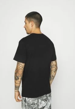 Meilleure affaire 🌟 ARKET UNI - T-shirt basique Men ✔️ 13 Meilleure affaire 🌟 ARKET UNI - T-shirt basique Men ✔️ -ARKET Soldes Boutique 5da80f65ee6b4cb18adfdbdca834ee93