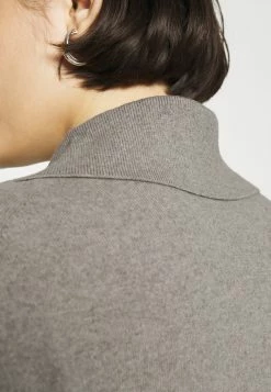 Remise 💯 ARKET Pullover Authentique 100% col en v profond women ❤️ -ARKET Soldes Boutique 5daa655ed71d418ba47daef767a116fc