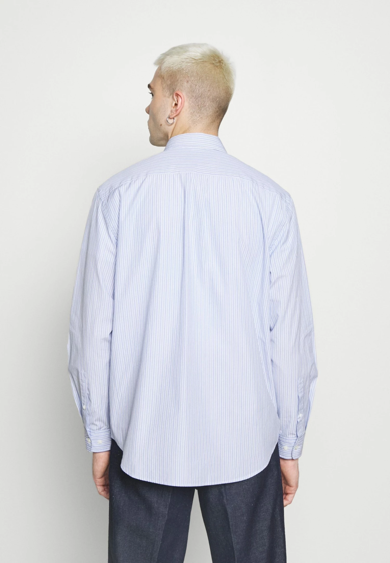 Le moins cher 👍 ARKET Meilleure qualité LONG SLEEVES - Chemise shirt col kent men 🎉 5 Le moins cher 👍 ARKET Meilleure qualité LONG SLEEVES - Chemise shirt col kent men 🎉 – Image 3