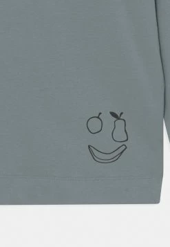 Le moins cher ✔️ ARKET Prix Affortable Sweat à capuche t shirt kids 🧨 7 Le moins cher ✔️ ARKET Prix Affortable Sweat à capuche t shirt kids 🧨 -ARKET Soldes Boutique 65c76d52cb9b4629a46078caecf79af4