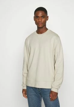 Tout neuf 🛒 ARKET Vendre Sweatshirt pullover col rond men 👏 23 Tout neuf 🛒 ARKET Vendre Sweatshirt pullover col rond men 👏 -ARKET Soldes Boutique 6e7fd307a18340feaaad78e84cf541d9