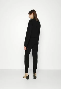 Meilleure affaire 😍 ARKET Pantalon classique Prix Acceptable trouser haute women 🤩 -ARKET Soldes Boutique 6eae183505e644d4bd1597d45e96fa4f