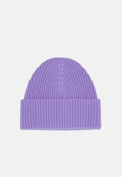 Bon marché ✔️ ARKET Bonnet Women ✨ -ARKET Soldes Boutique 6f27ee2102a840a69682364a4fca9f7e