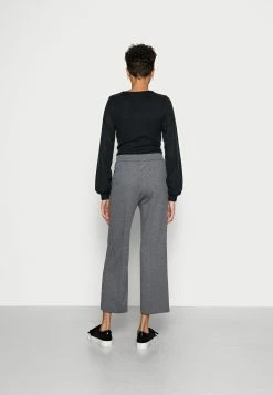 Le moins cher 🧨 ARKET Prix d’Amis Pantalon classique trouser haute women 🔥 -ARKET Soldes Boutique 6f7ac47310bf429ea2ecd972ed06a361