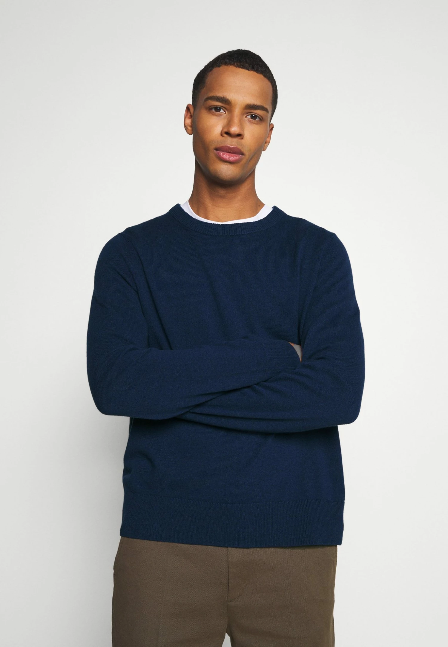 Les meilleures critiques de 🎁 ARKET Pullover excellente qualité col rond men 🌟 3 Les meilleures critiques de 🎁 ARKET Pullover excellente qualité col rond men 🌟