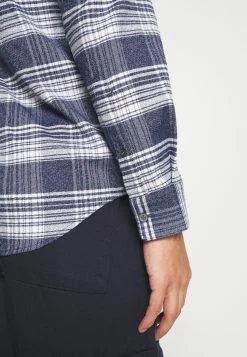 Meilleur prix 🌟 Meilleure qualité ARKET Chemise shirt col kent men 🤩 -ARKET Soldes Boutique 73e7f3b45da4424e97eef20e93b690b6