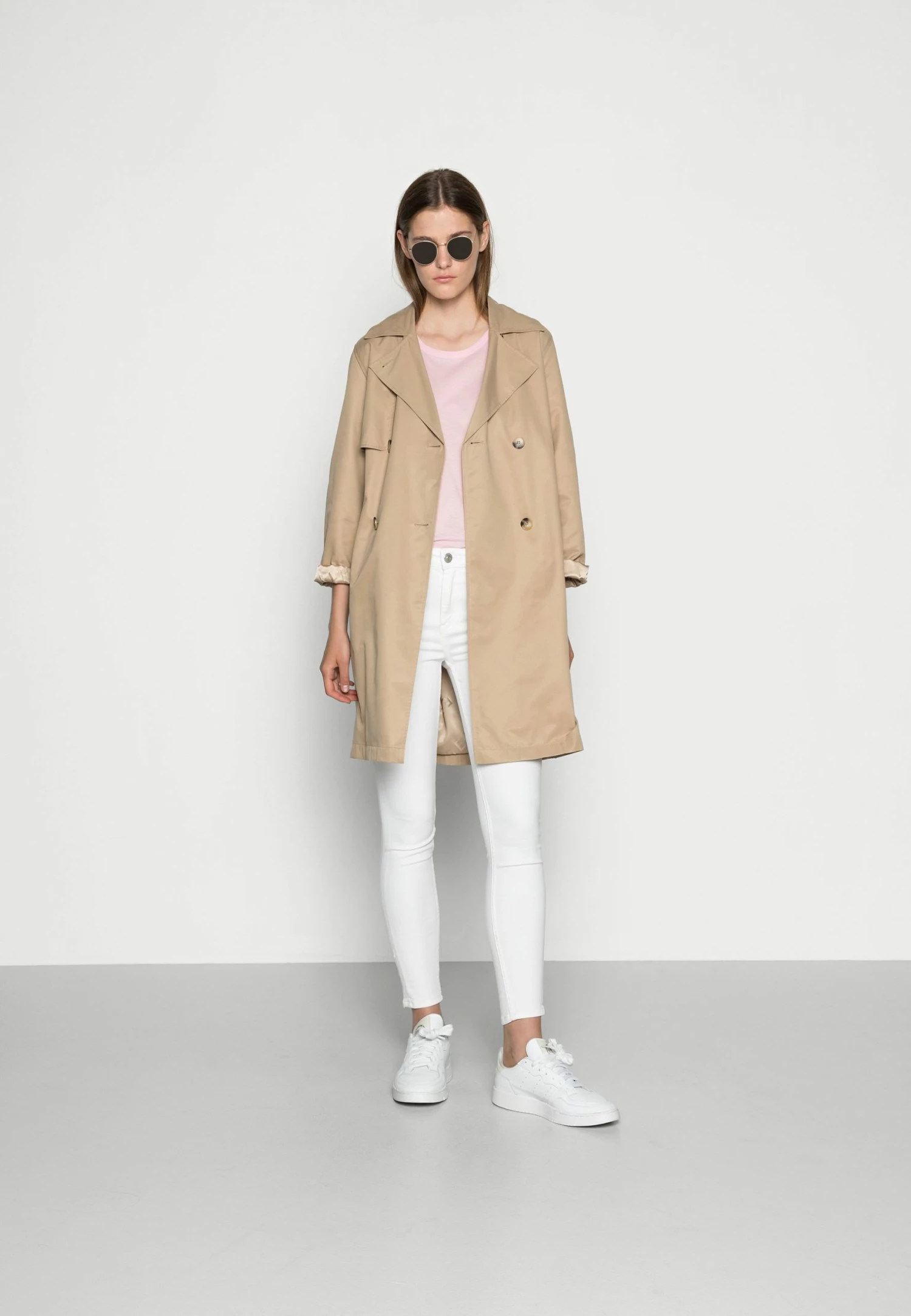 Nouveau 😍 ARKET T-shirt basique En Remise t shirt col rond women 🤩 4 Nouveau 😍 ARKET T-shirt basique En Remise t shirt col rond women 🤩 – Image 2