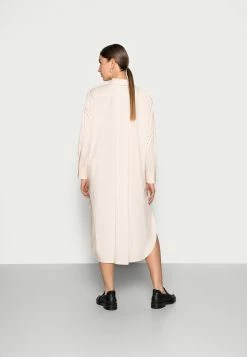 Coupon ✨ ARKET Robe chemise Prix Accessible👗 dress col à revers women 👍 9 Coupon ✨ ARKET Robe chemise Prix Accessible👗 dress col à revers women 👍 -ARKET Soldes Boutique 7703e2005de94d458496a7b2164d546a