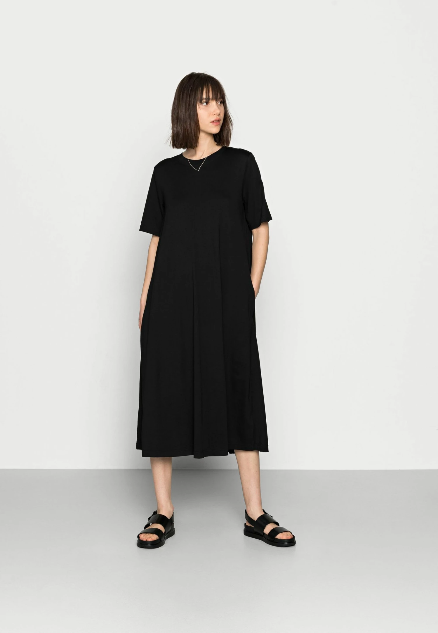 Vente flash ✔️ ARKET Robe en jersey Women 👏 3 Vente flash ✔️ ARKET Robe en jersey Women 👏