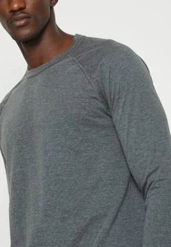 Meilleure vente 🔔 ARKET Prix Exclusifs T-shirt à manches longues t shirt fitness men ⌛ 13 Meilleure vente 🔔 ARKET Prix Exclusifs T-shirt à manches longues t shirt fitness men ⌛ -ARKET Soldes Boutique 799e88268a02448eb533614b0fccd489